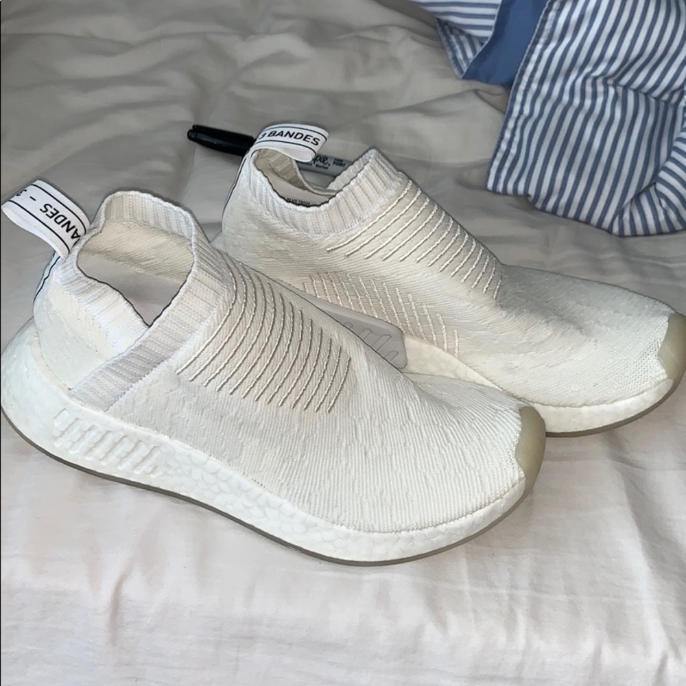 Women’s adidas nmd all white